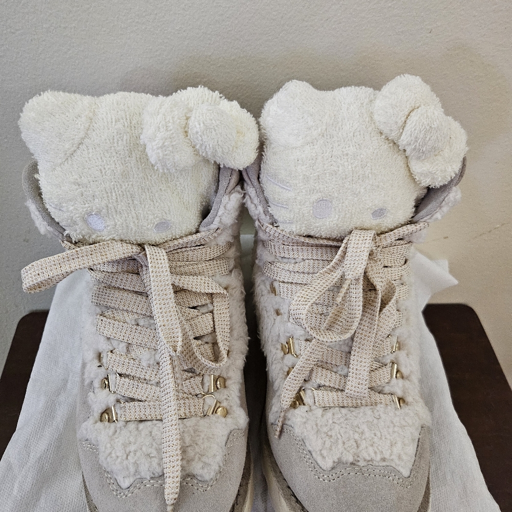 Hello kitty sneakers - Picture 4 of 6